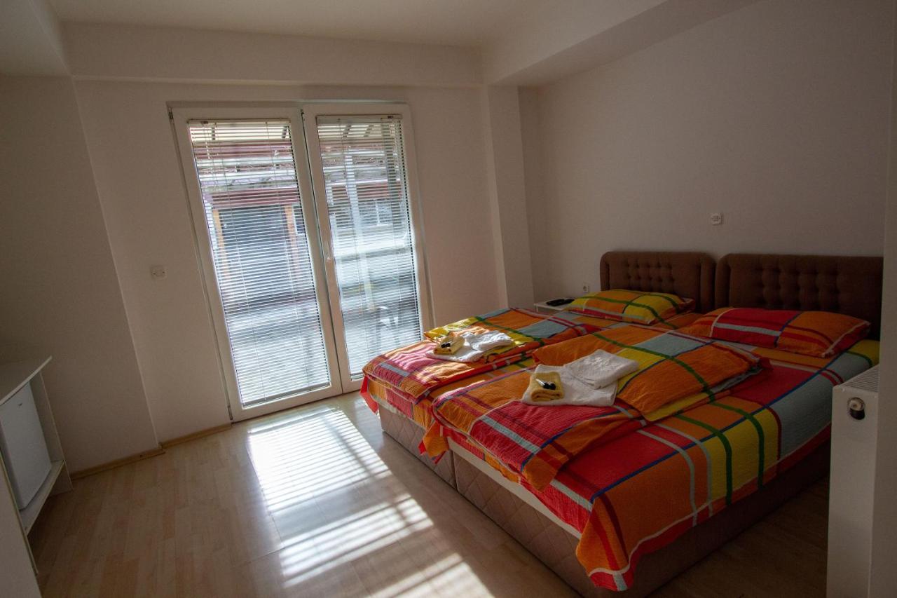 Villa In Apartments โอครีด ภายนอก รูปภาพ