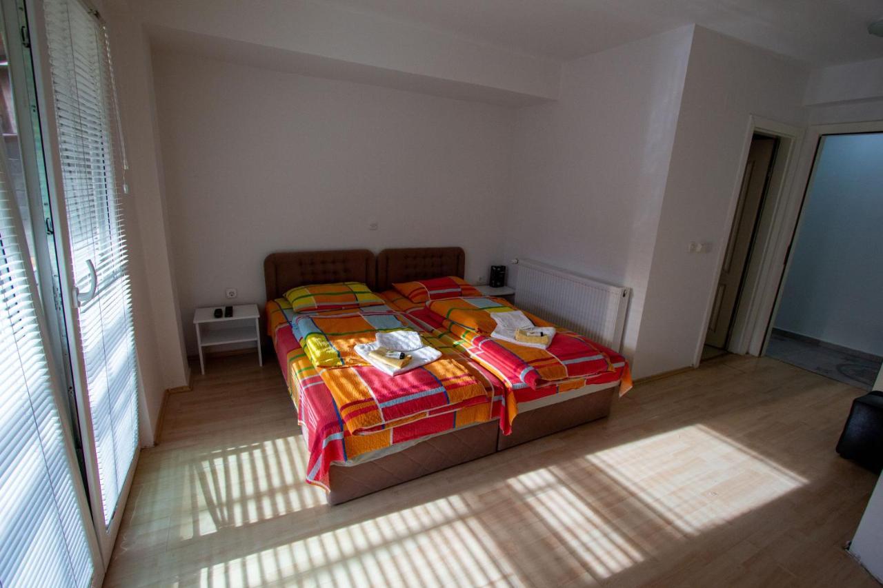 Villa In Apartments โอครีด ภายนอก รูปภาพ