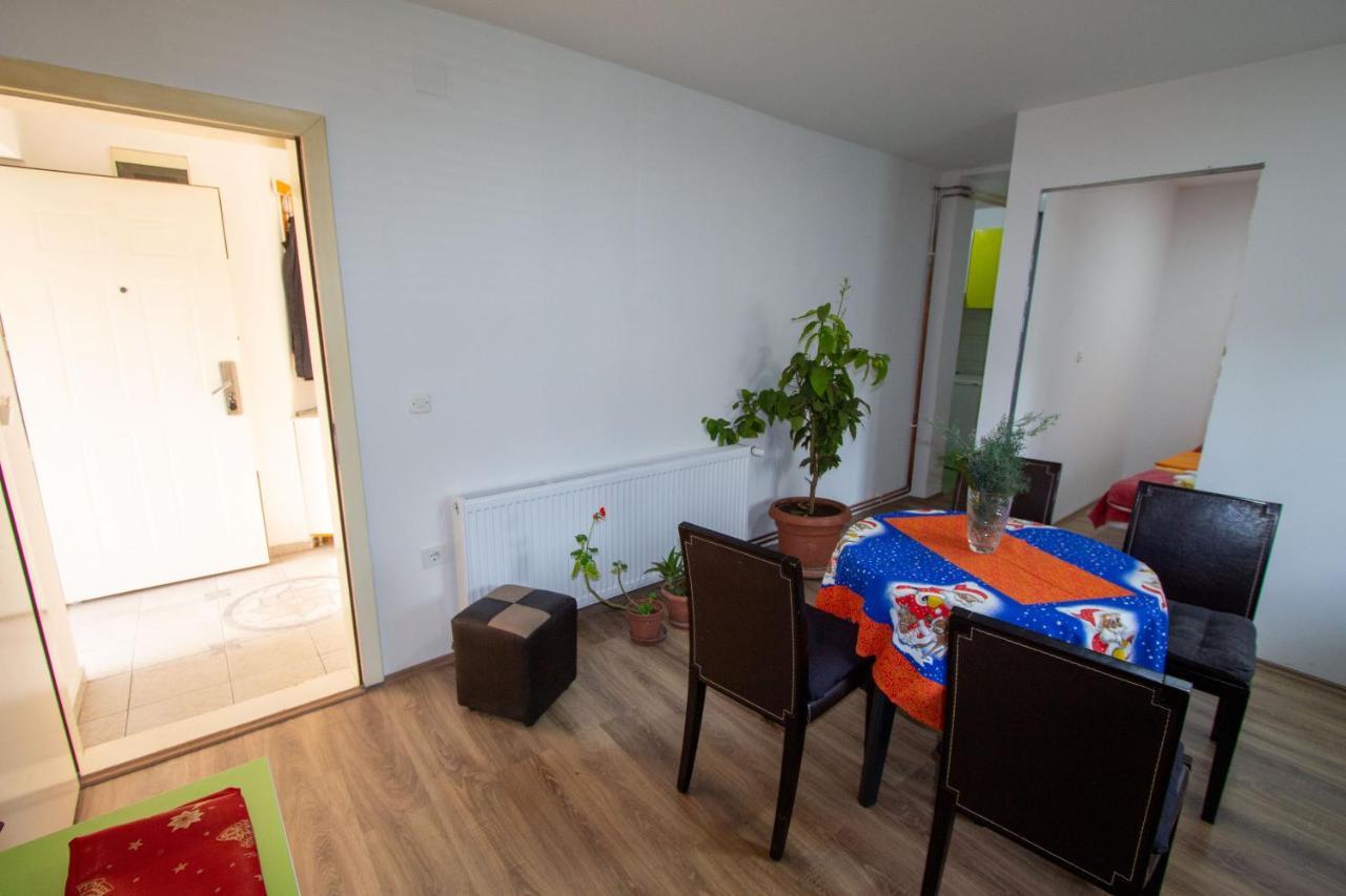 Villa In Apartments โอครีด ภายนอก รูปภาพ