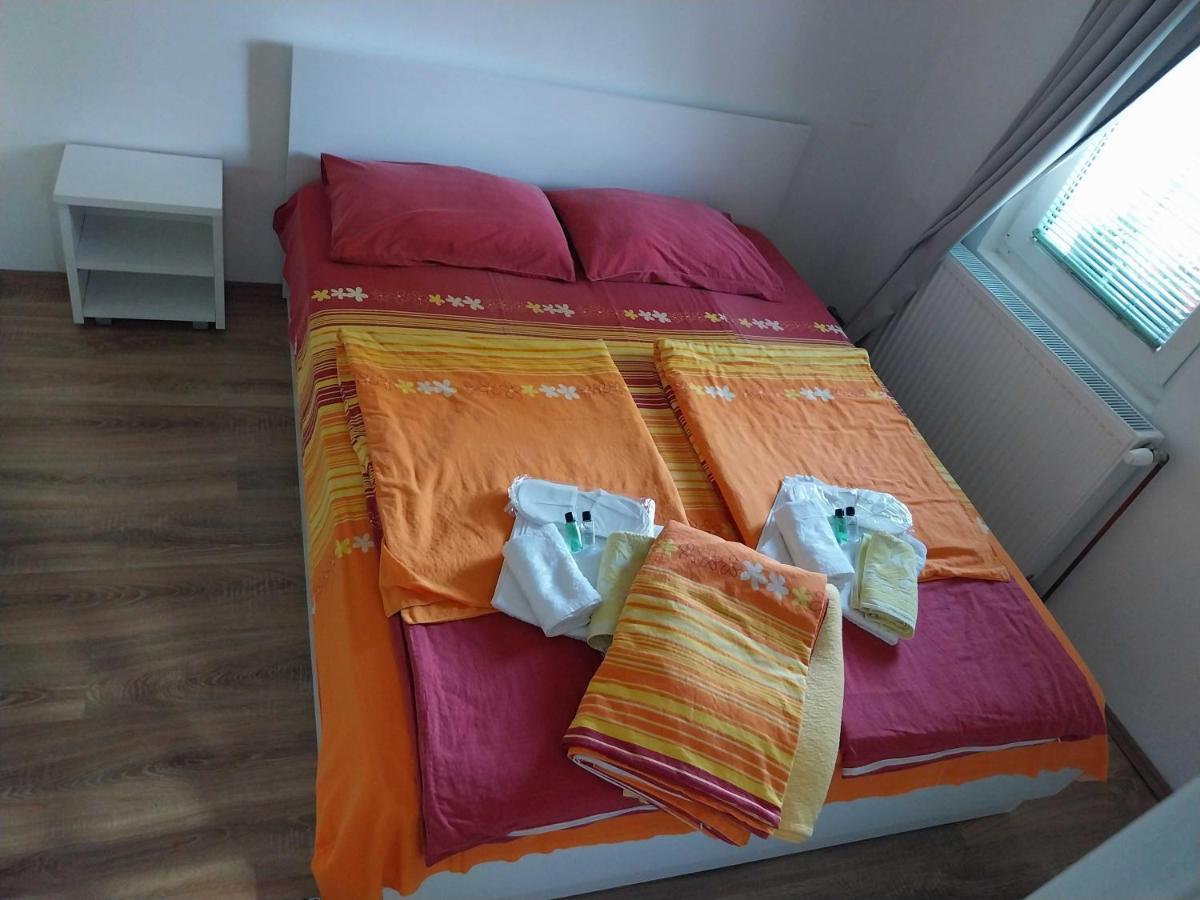 Villa In Apartments โอครีด ภายนอก รูปภาพ